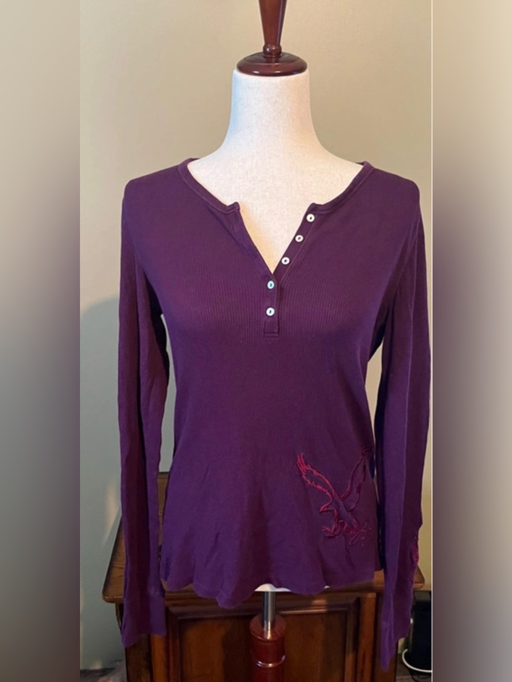 y2k American Eagle Outfitters Long Sleeve Henley